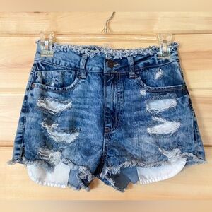 Vintage Reunion Women’s Distressed Denim Blue Jean Short Shorts Size 3/26 Waist